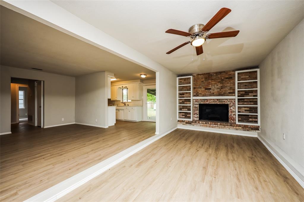 Holiday Park 03 - Residential Lease