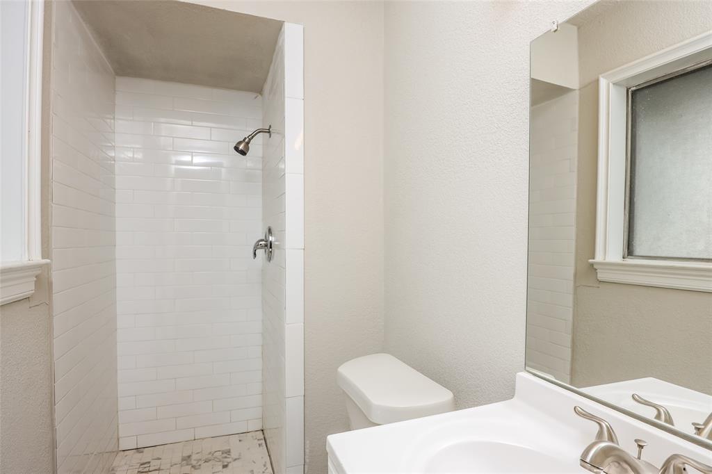 Holiday Park 03 - Residential Lease