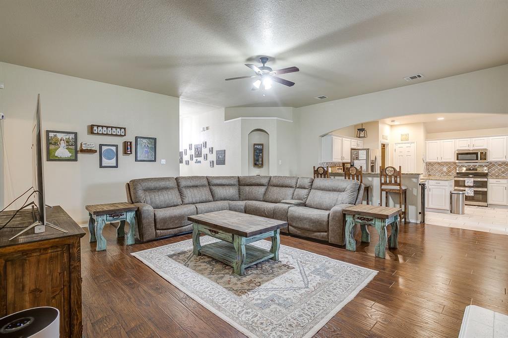 Mistletoe Hill Ph III - Residential