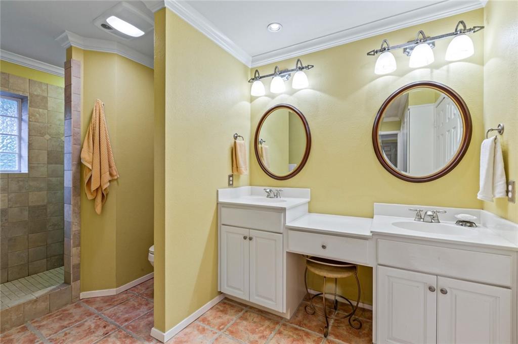 Inverness Place - Residential