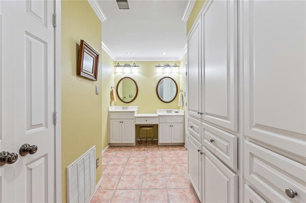 Inverness Place - Residential