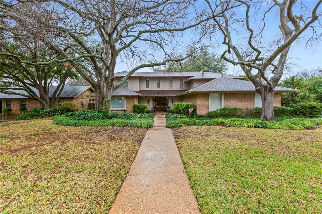 Inverness Place - Residential