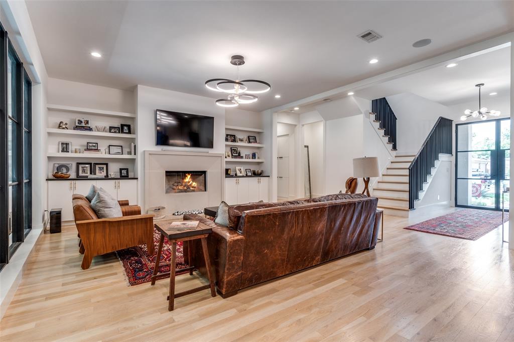 University Terrace Rev - Residential