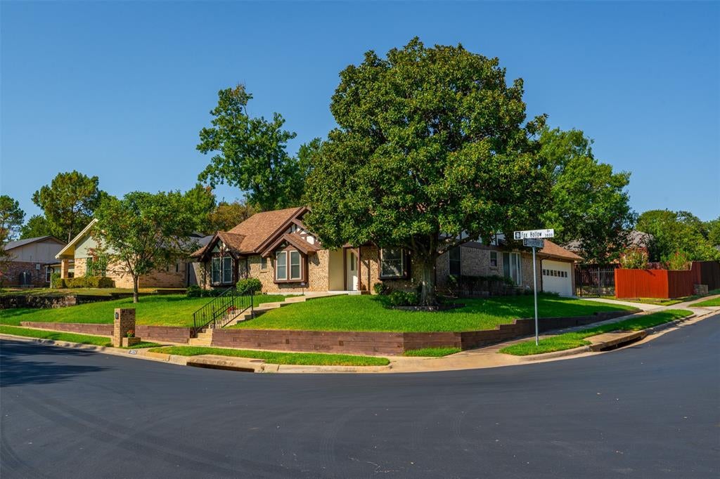 3824 Fox Hollow Drive