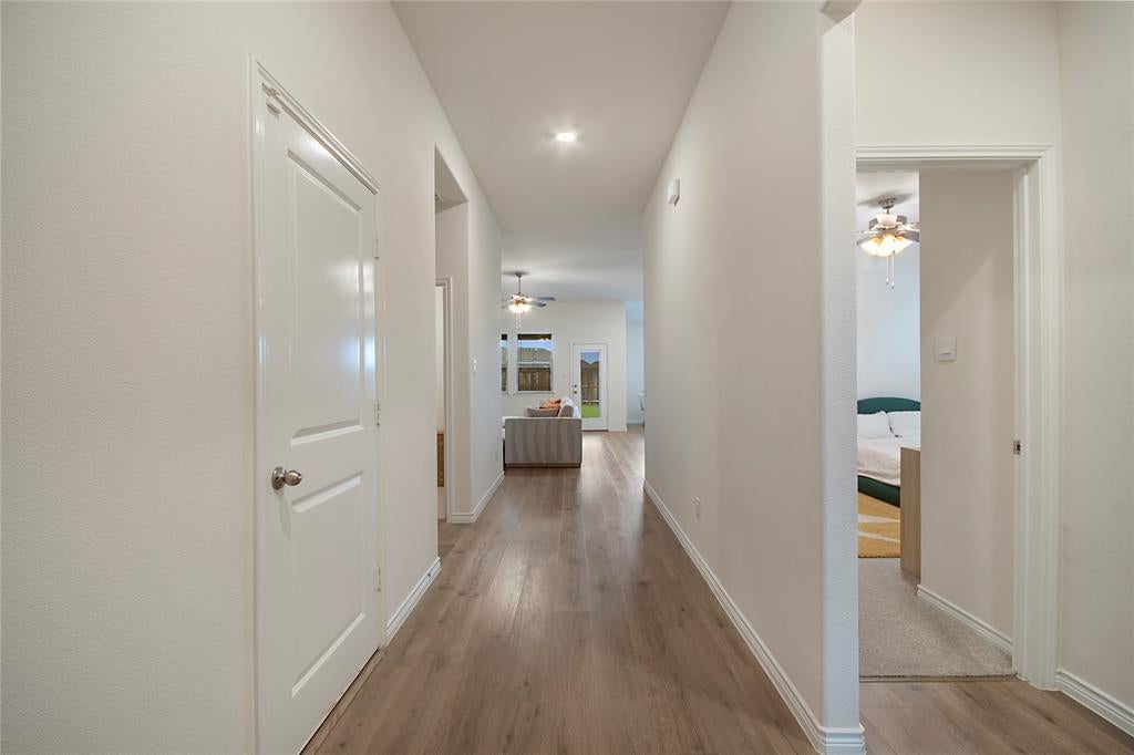 3102 Moccasin Lane