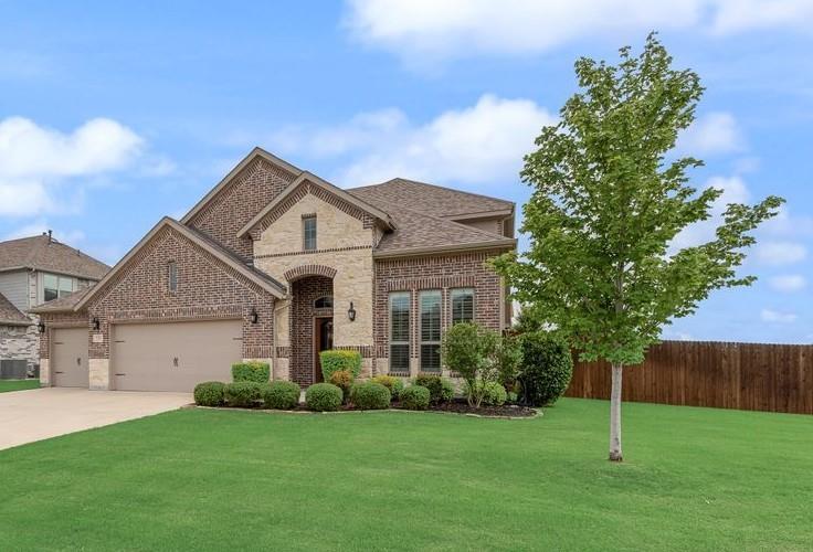516 W North Creek Drive