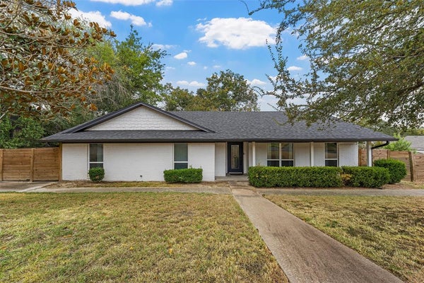 1132 WESTERN OAKS DR, WOODWAY, TX 76712 - Image 4cfc541e47be1cefecb2fb15b4aa345c/1601480880