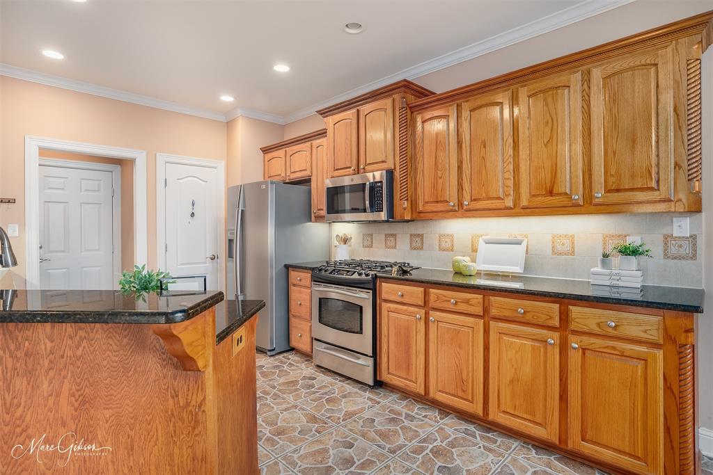 Bossier City, Louisiana 71111, United States, 3 Bedrooms Bedrooms, ,3 BathroomsBathrooms,Residential,Pending,20828