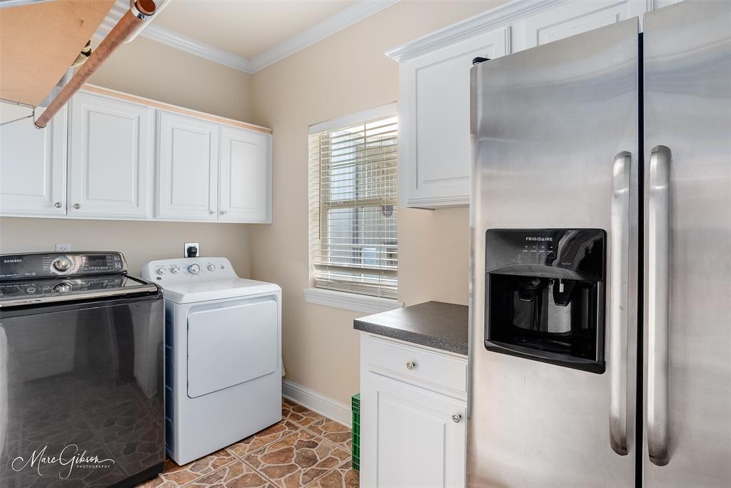 Bossier City, Louisiana 71111, United States, 3 Bedrooms Bedrooms, ,3 BathroomsBathrooms,Residential,Pending,20828