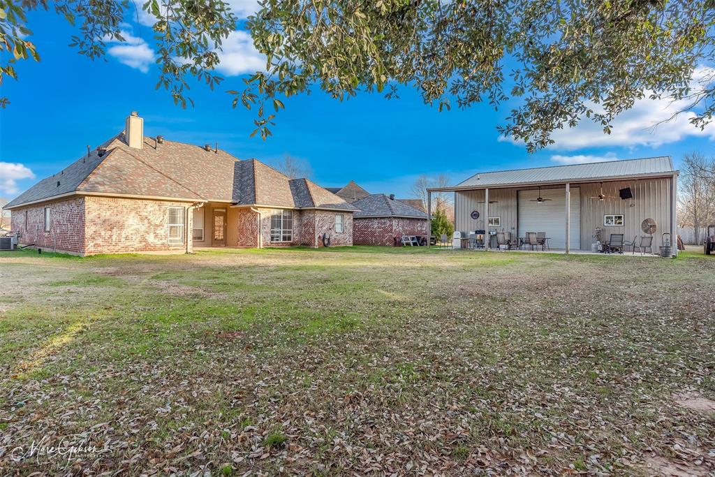 Bossier City, Louisiana 71111, United States, 3 Bedrooms Bedrooms, ,3 BathroomsBathrooms,Residential,Pending,20828