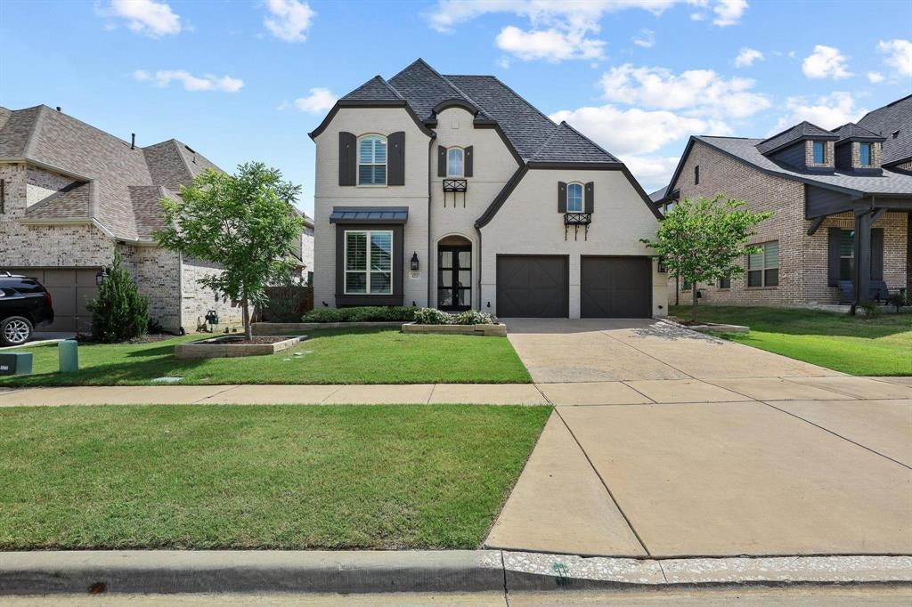 4211 Walnut Grove Lane