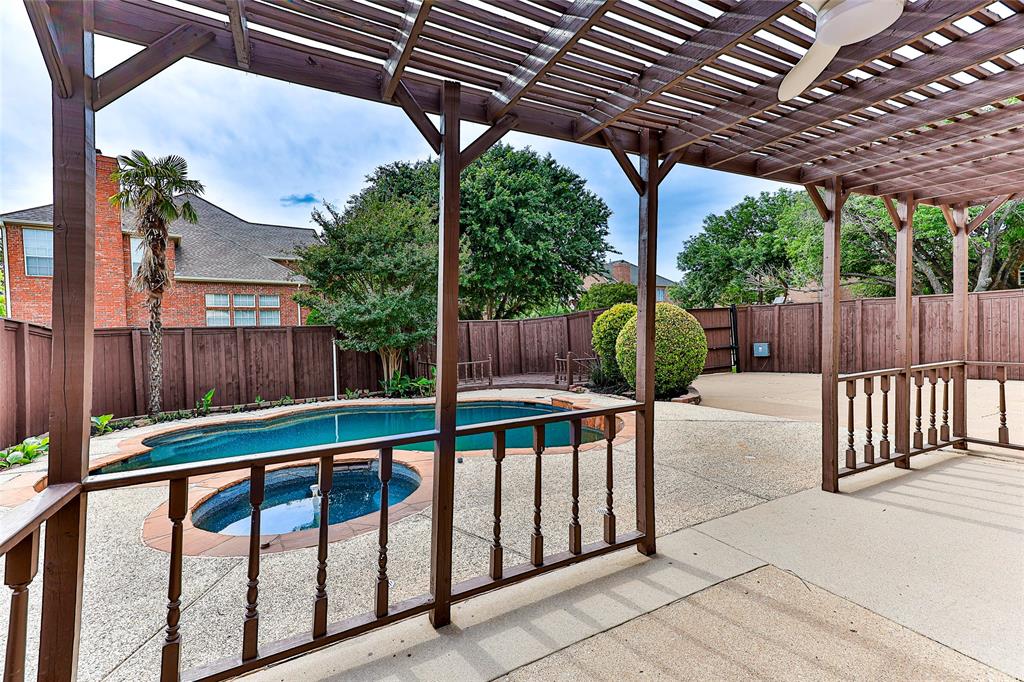 7627 Sweetgum Drive