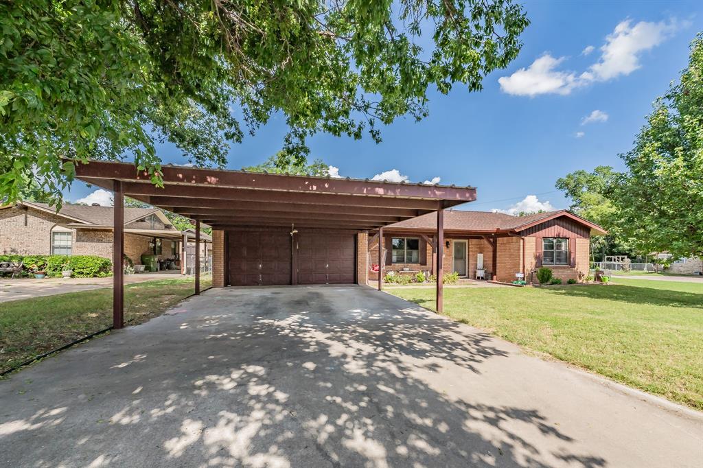 800 Brazos Drive