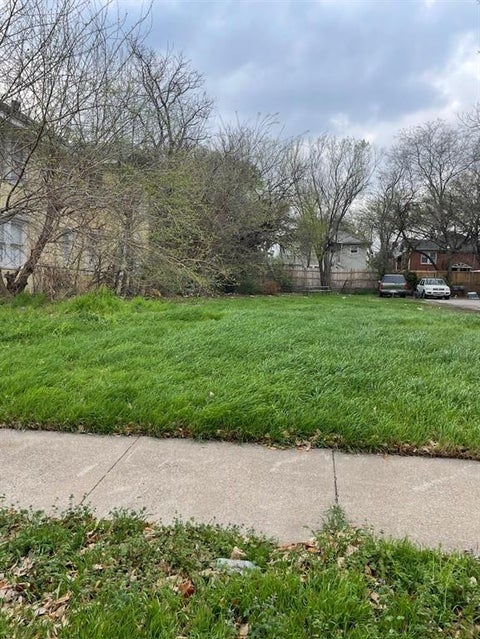 Photo of 4629 Worth Street, Dallas, TX 75246 (MLS # 21367352)
