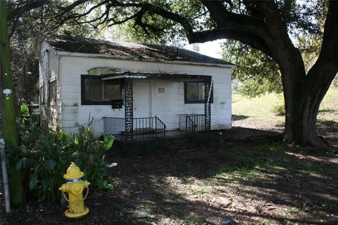 202 Kelly Street Bossier City LA 71111