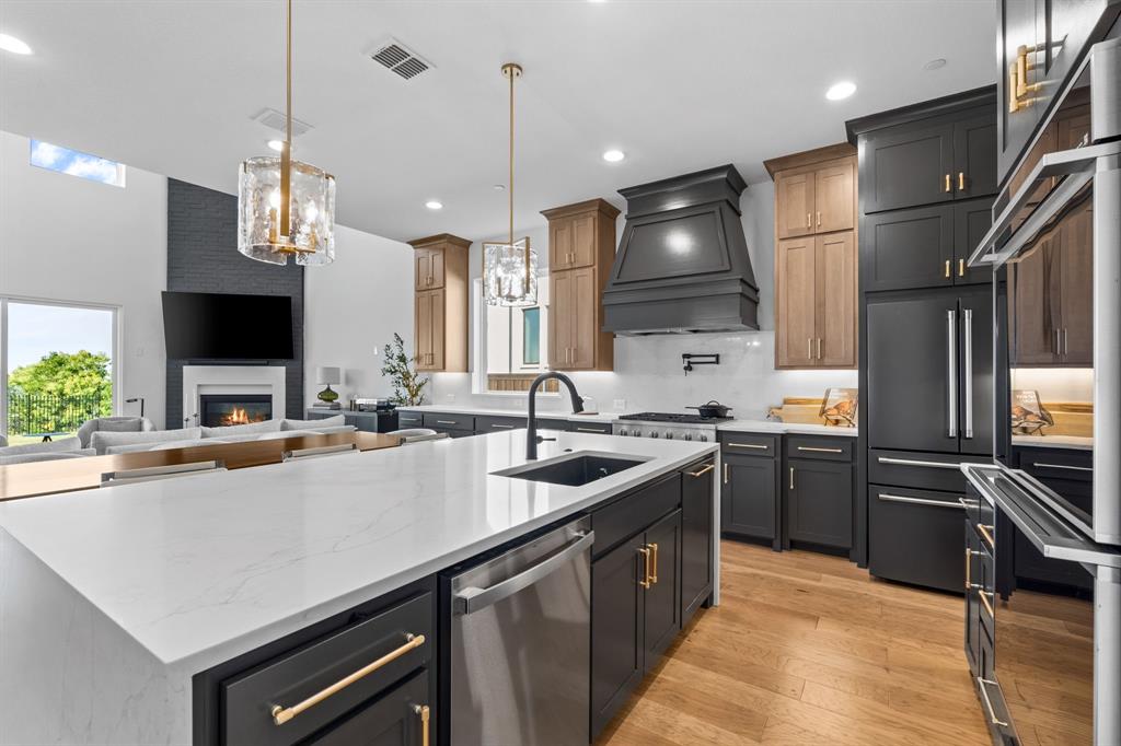 Westbury Tribute Ph 6 - Residential