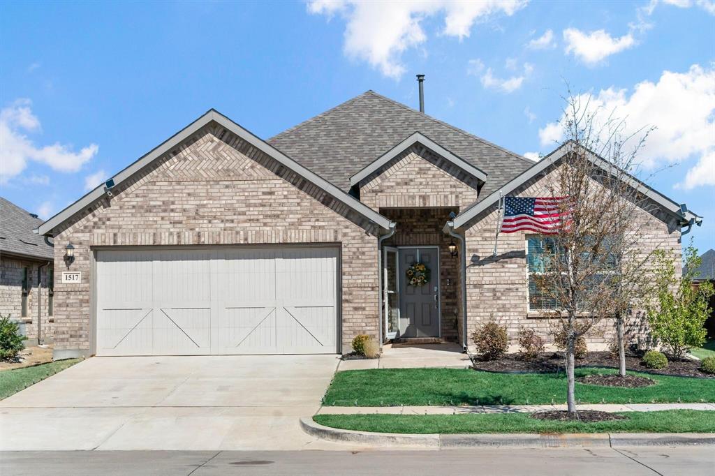 1517 Sweetwater Way
