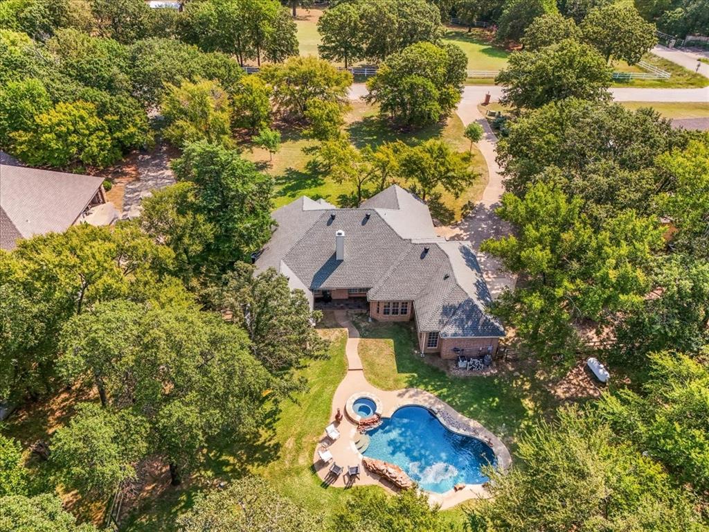 910 Crystal Cove