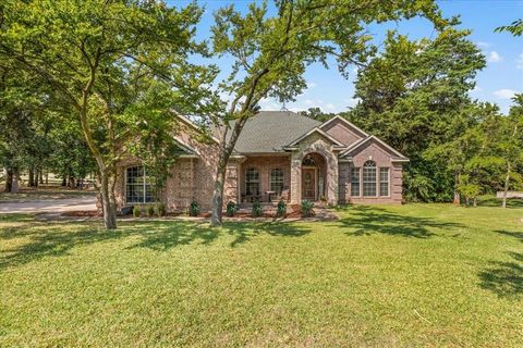 910 Crystal Cove Oak Point TX 75068