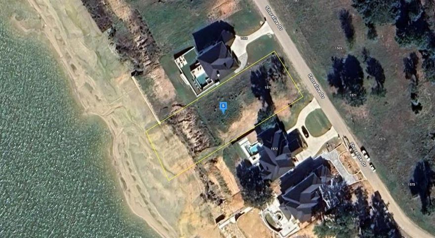 Please note, the seller has lowered the price several times and is now firm at the listing price.
This spacious 0.66-acre vacant lot in Kaufman, TX offers a fantastic opportunity to create your ideal home or getaway retreat. Located in an HOA community with paved roads, the property features mature trees, beautiful views, and essential utilities already in place, including power at the site, public water, and public sewer. Enjoy easy access to HWY 175, with downtown Dallas less than an hour away and the popular Cedar Creek Lake just 17 minutes down the road for weekend recreation. Listing is for land only and is being sold As Is. Street addresses are for listing purposes only an official address will be assigned once the land is improved, making this a perfect canvas for your next project.