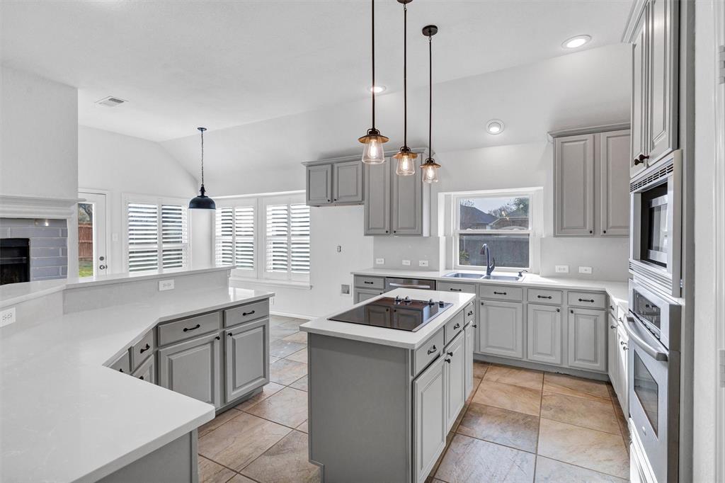 Hulen Bend Estates Add - Residential