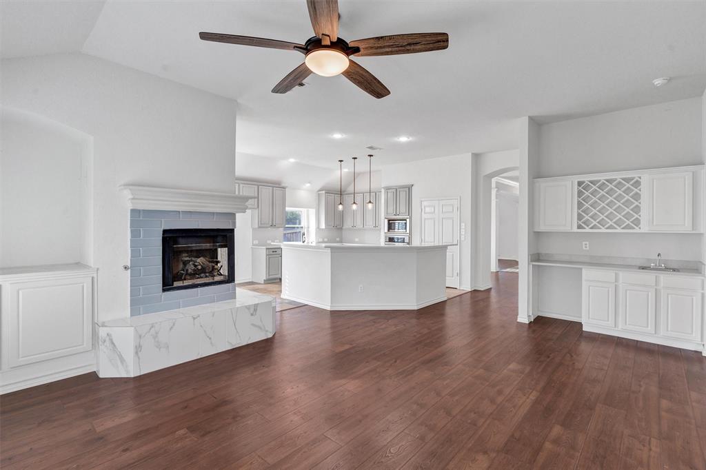 Hulen Bend Estates Add - Residential