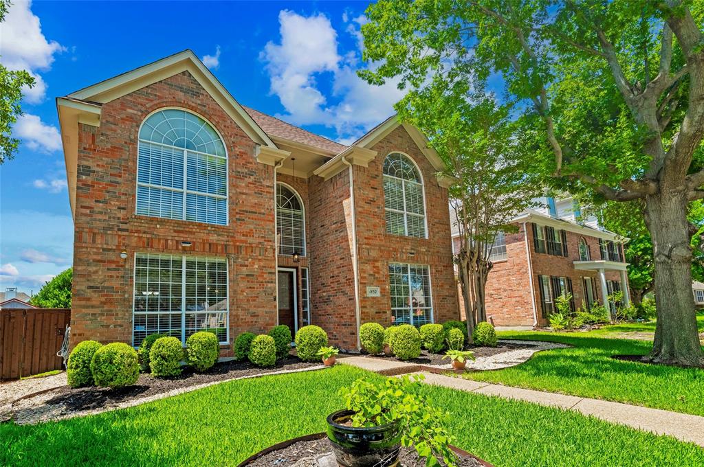 1432 Honey Locust Drive
