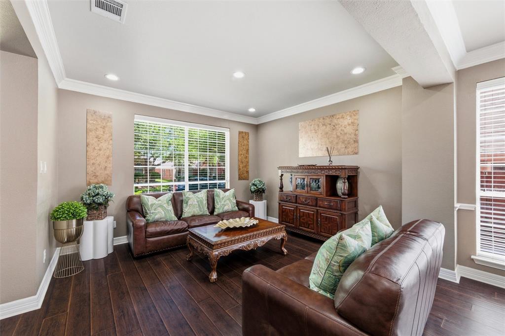 1432 Honey Locust Drive