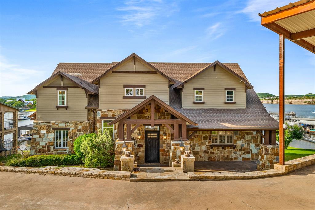 1007 Wax Wing Cove