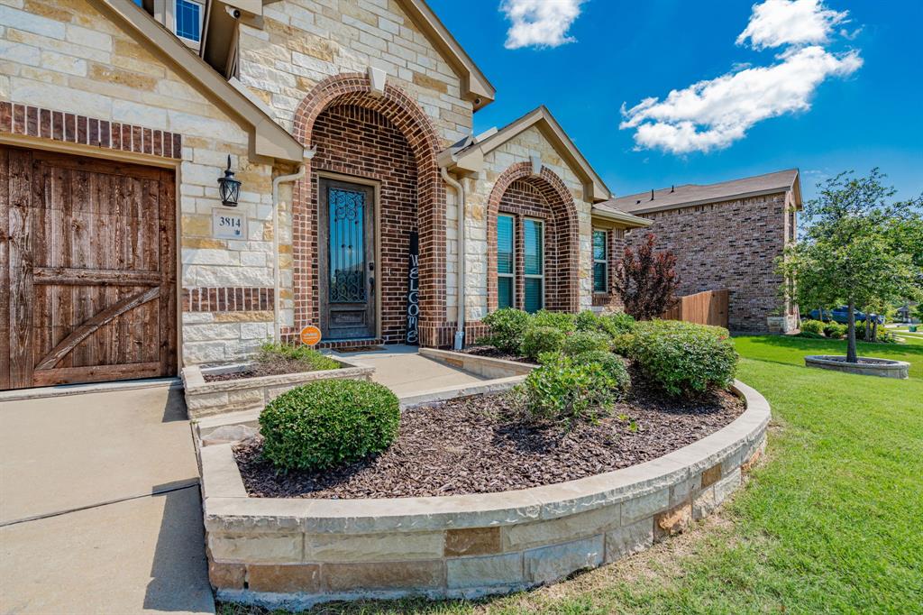 3814 Noblewood Drive