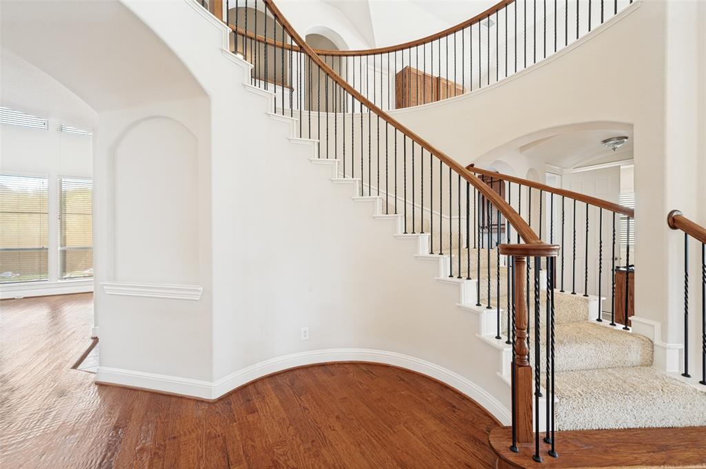 1417 E Branch Hollow Drive