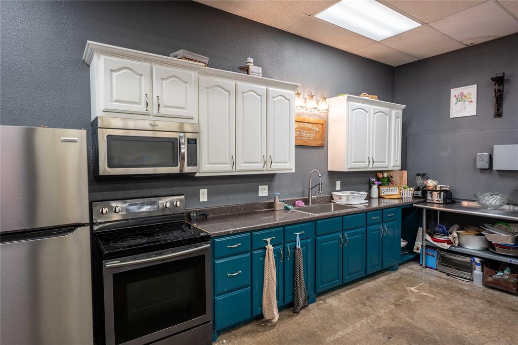 NA - Commercial Sale