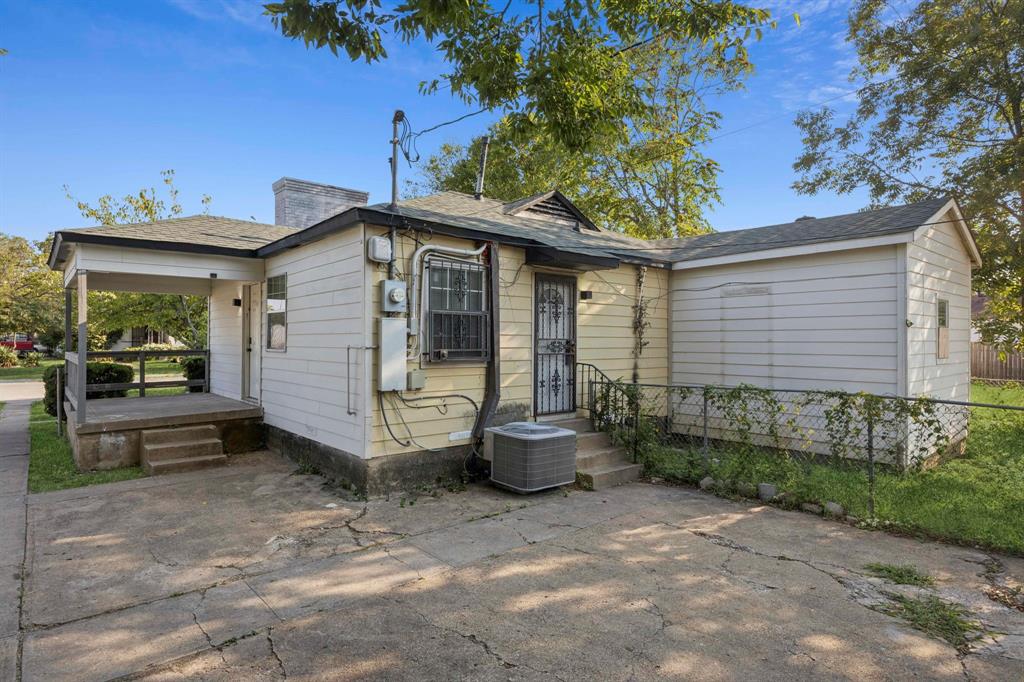 3228 Emmett Street