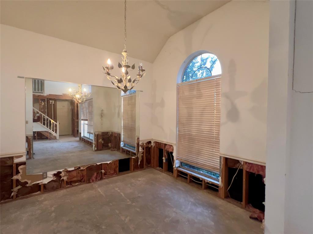 8316 Autumncrest Court