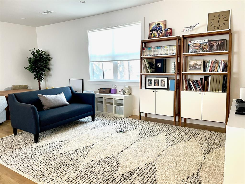 Walnut Hill Park - Residential