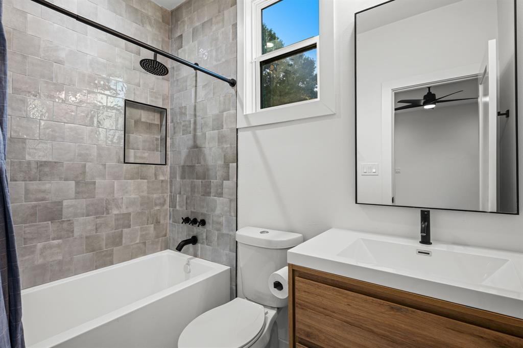 Walnut Hill Park - Residential