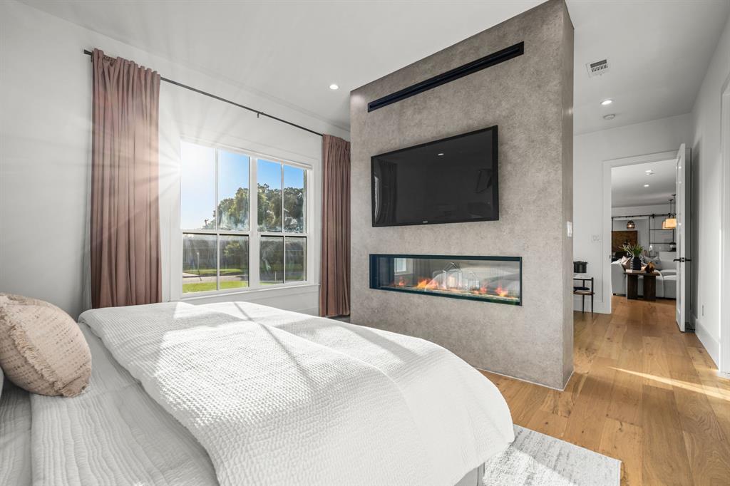 Walnut Hill Park - Residential