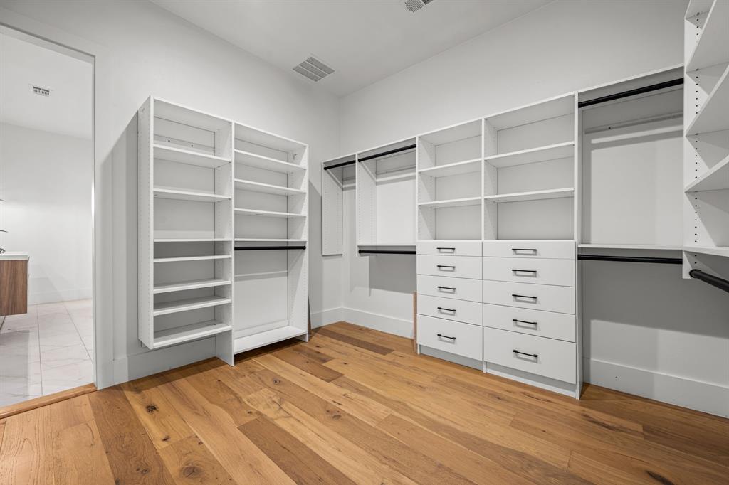 Walnut Hill Park - Residential