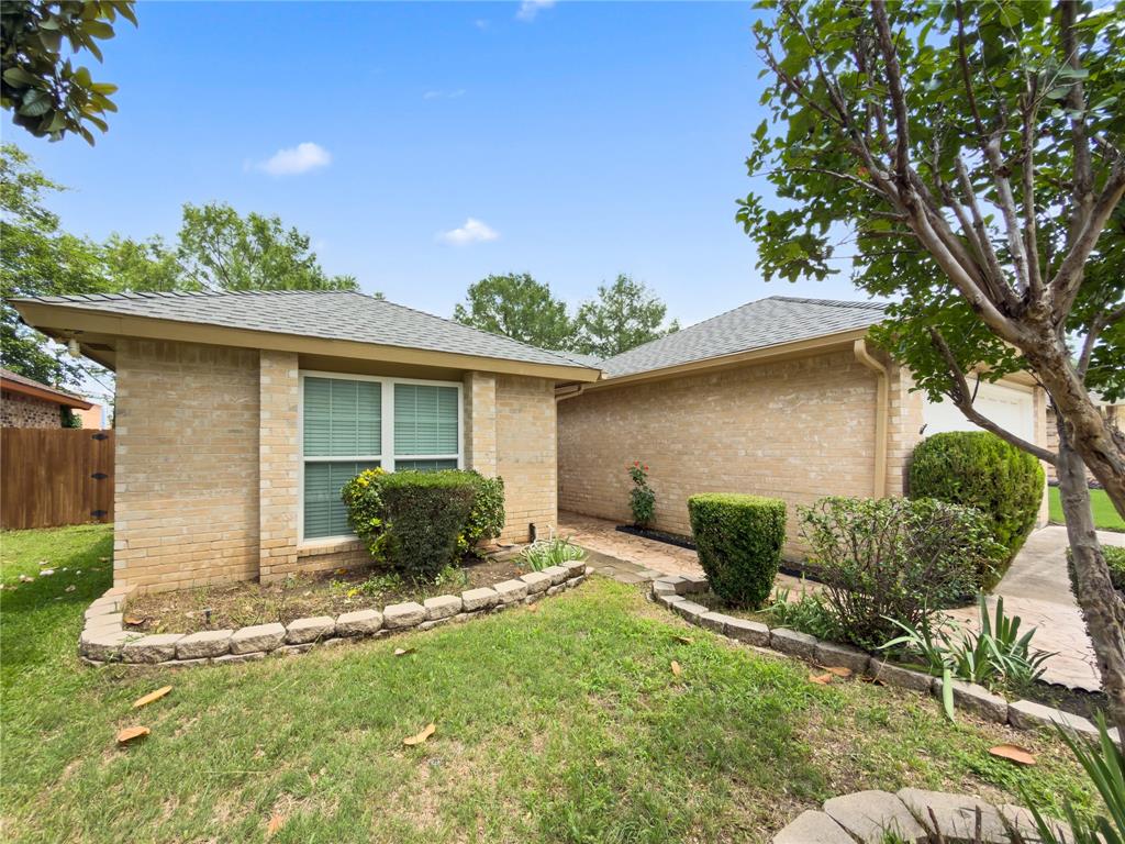 2426 Sutton Drive