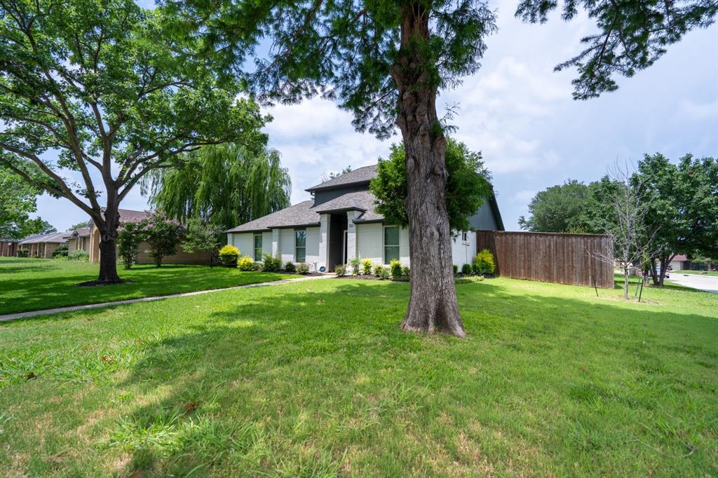 701 Retriever Lane
