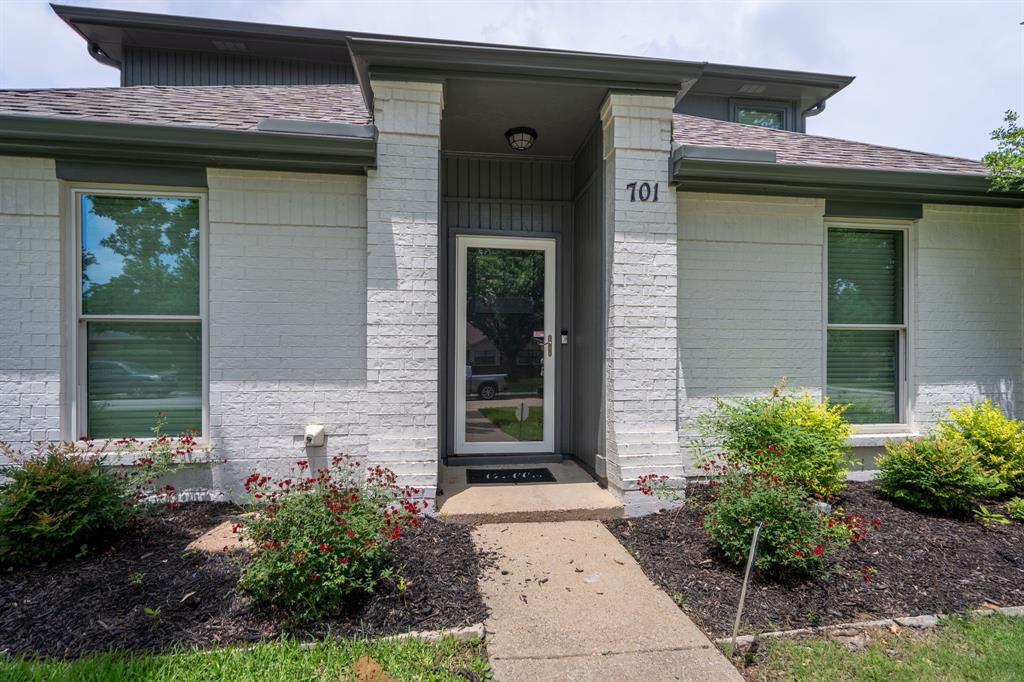 701 Retriever Lane