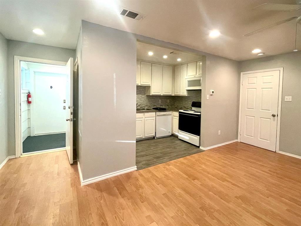 SOUTH SIDE ADDITION - Residential Lease