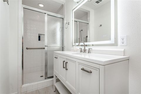 Tiny photo for 6737 Lakefair Circle, Dallas, TX 75214 (MLS # 21013204)