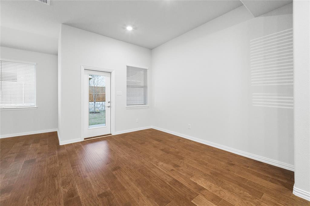 1612 Dove Drive