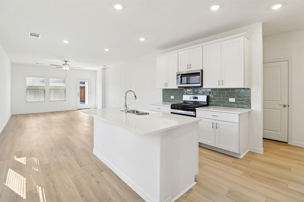 Lakehaven - Residential