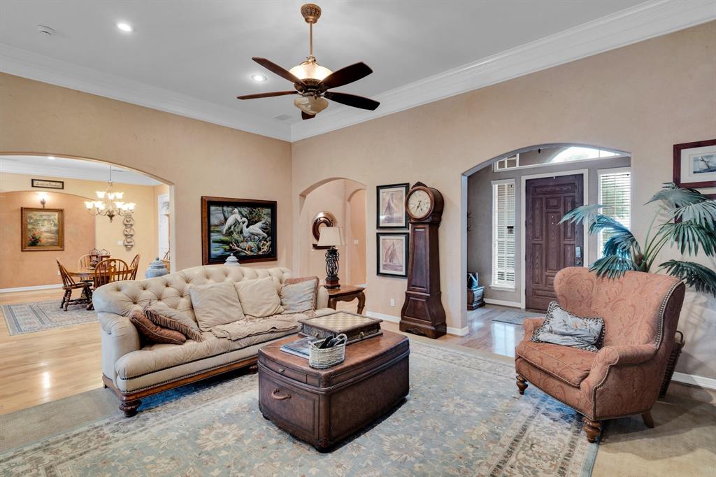 2515 Mustang Court