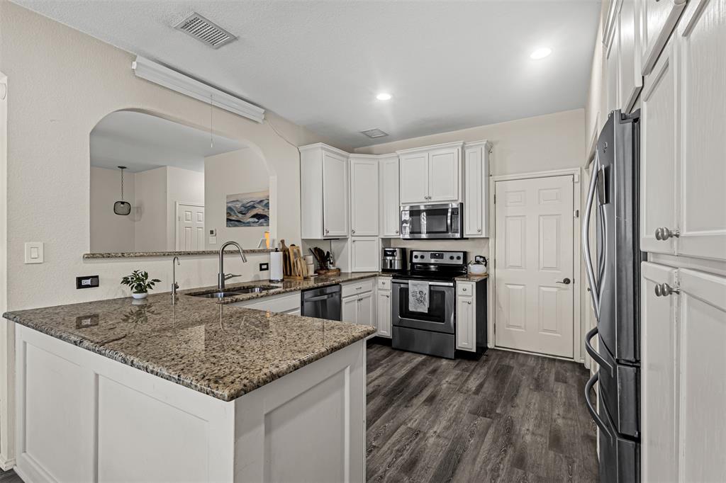 VILLAGES OF WOODLAND SPRINGS W - Residential