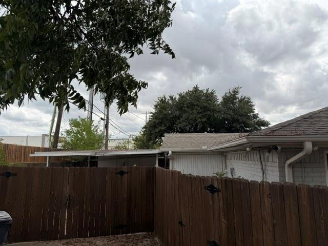 10040 Glenrio Lane
