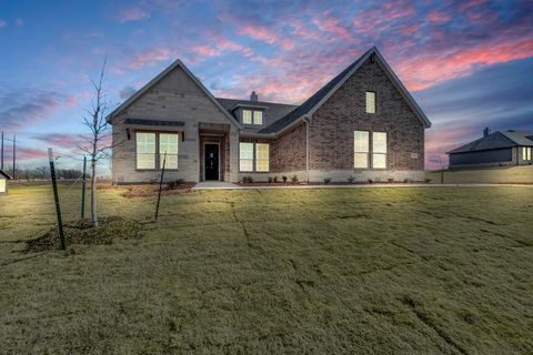 A home in Valley View