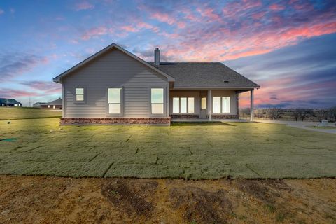 A home in Valley View